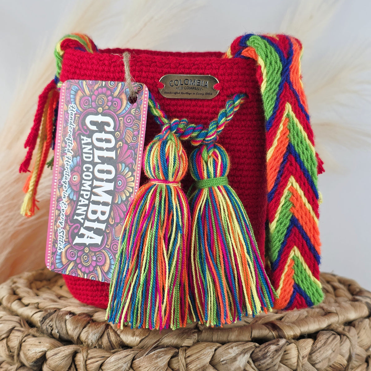 Handmade Crossbody Bucket Bag – Wayuu Unicolor Braided Strap (Small)