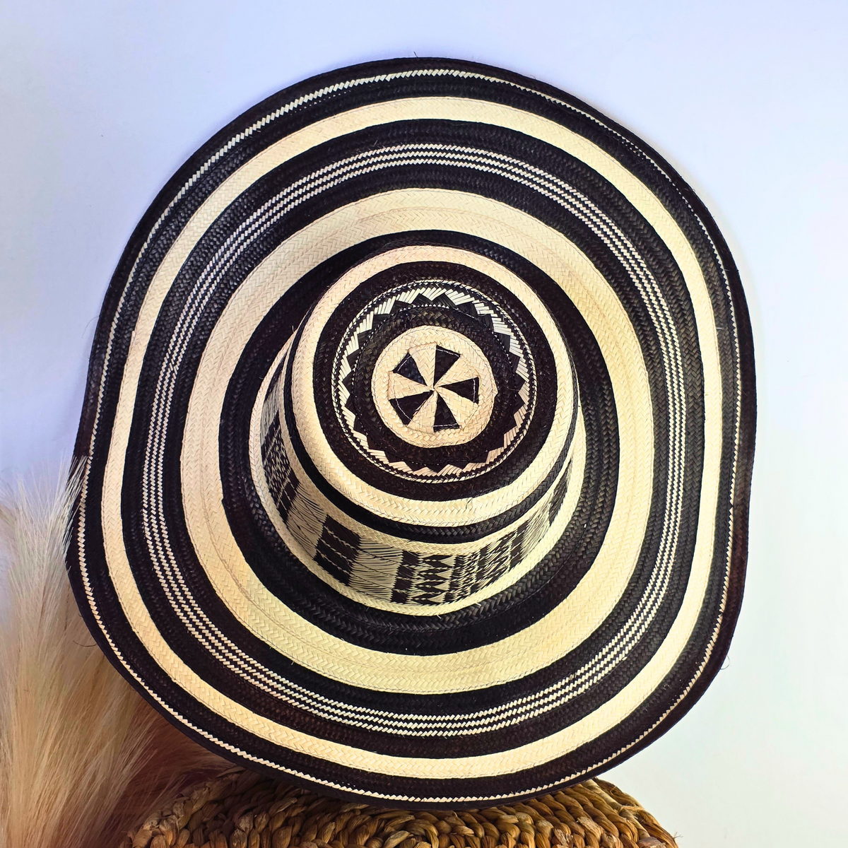 Traditional Colombian Palm Hat — Large