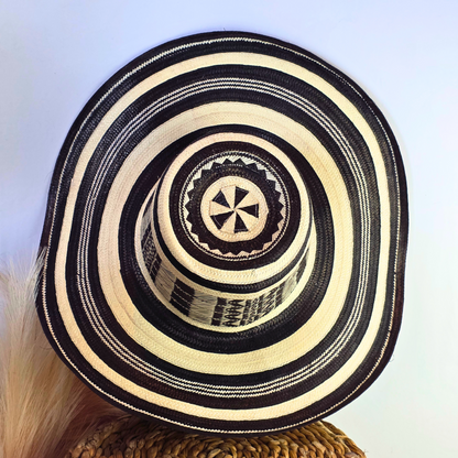 Traditional Colombian Palm Hat — Large