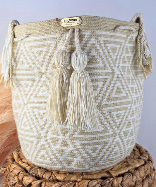 Handmade Crossbody Bucket Bag – Wayuu Design Braided Strap (Large)