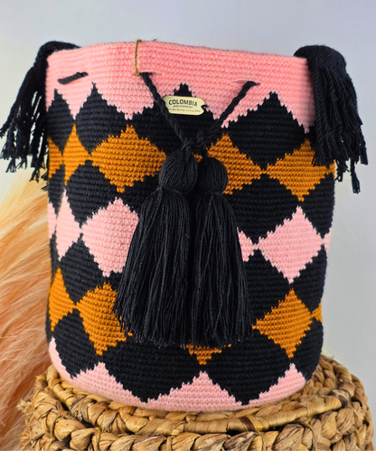 Handmade Crossbody Bucket Bag – Wayuu Design Braided Strap (Large)