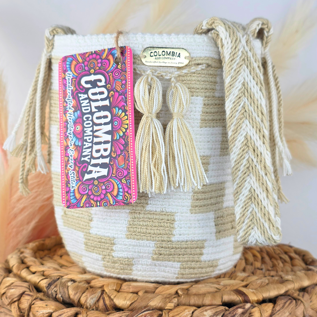 Handmade Crossbody Bucket Bag – Wayuu Design Braided Strap (Small)